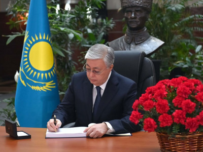 Президент Қазақстандағы Түркия елшілігіне барды