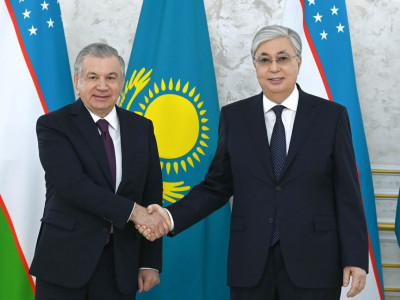 Қасым-Жомарт Тоқаев Өзбекстан президентімен кездесті