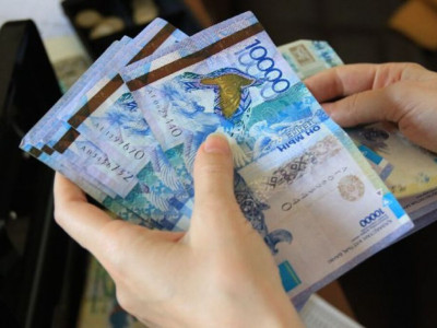 ҚТЖ қызметкері 82 млн теңге қаржы жымқырған