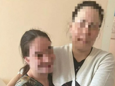 Бір-бірінен көз жазып қалған апалы-сіңлілер 15 жылдан кейін табысты