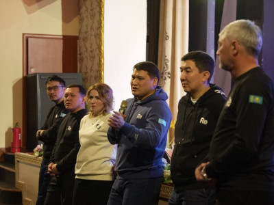 Respublica партиясының кандидаттары Семей және Қарағанды тұрғындарымен жүздесті