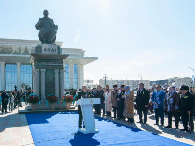 Талдықорғанда Абайдың ескерткіші ашылды