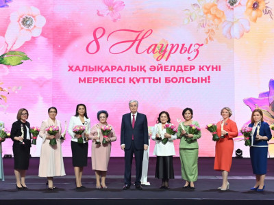Президент «Аруана» байқауының жеңімпаздарын марапаттады