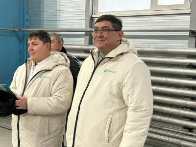 СҚО-да «AMANAT» өкілдері зауыт қызметкерлерінің сұрақтарына жауап берді