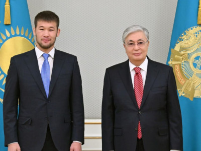 Мемлекет басшысы Шавкат Рахмоновты қабылдады