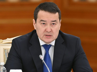 Әлихан Смайылов Премьер-Министр болып қайта тағайындалды