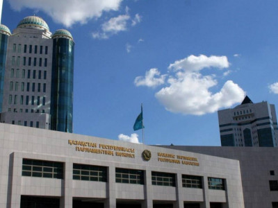 Мәжіліс депутаттарының толық тізімі жарияланды