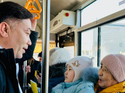 Кандидаттар Семей қаласындағы қоғамдық көліктерде үгіт-насихат жұмысын жүргізді