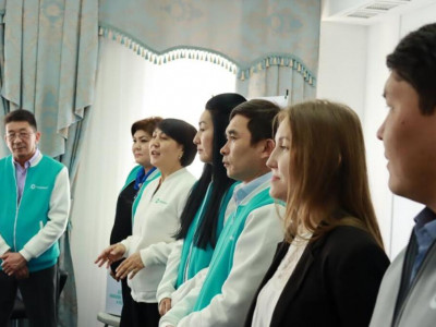 Кандидаттар Талдықорғандағы Кардиологиялық орталық мамандарымен кездесті