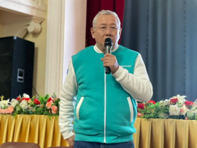 Кандидаттар Курчатов тұрғындарының өтініштерін тыңдады