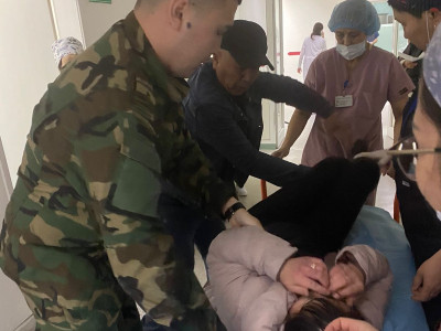 Атырауда 44 жастағы әйел мұз астына түсіп кетті