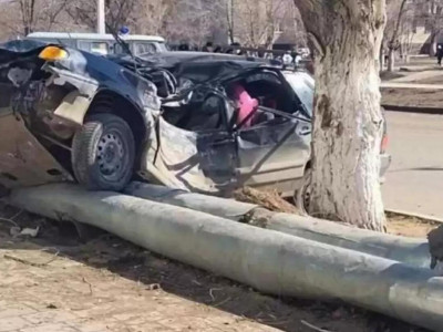 Арқалықта жылу трассасына соғылған жүргізуші қаза тапты