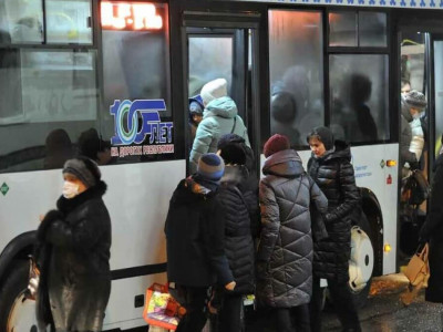 Павлодарда ер адам автобуста оқушыға шабуыл жасаған