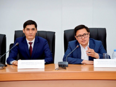 ҚазҰПУ-да «Қазақстанның 100 жаңа есімі» жобасының жеңімпаздарымен кездесу өтті