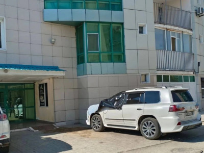 Ақтөбеде тұрғын үйдің жанынан 2 әйелдің мәйіті табылды