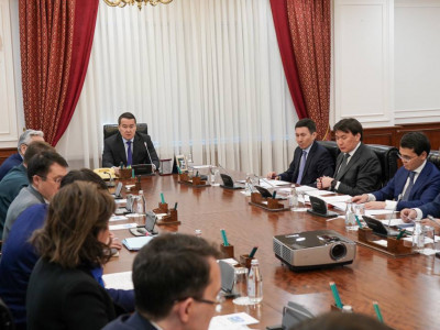 Үкіметте Астанадағы автотұрақ мәселесі талқыланды