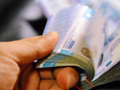 280 млн теңге пара алған: Талдықорғанда білім бөлімінің бастығы ұсталды