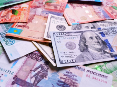 Ұлттық банк доллар мен рубльдің бүгінгі бағамын белгіледі