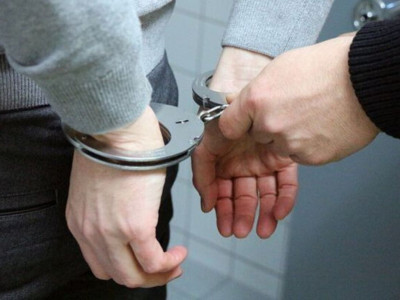 Астаналық азаматтан 2 млн теңге бопсалаған күдікті ұсталды
