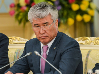 Экс-министр Арыстанбек Мұхамедиұлының соты басталды