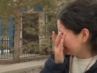 Алаяқтар көпбалалы ананың атына бірнеше банктен несие рәсімдеген (ВИДЕО)