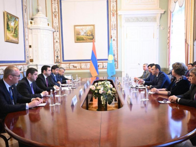 Мәулен Әшімбаев: ТМД елдеріндегі жоғары оқу орындарында қазақ тілін оқытуды қолдаймыз