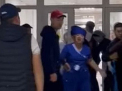 Талғардағы ауруханада көз жұмған ер адамның ұлдары дәрігерлерді сабап тастаған