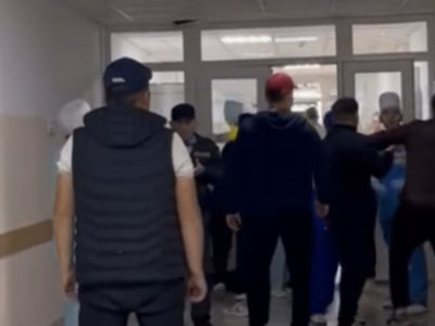 «Дәрігерден кешірім сұраймын»: Талғар ауруханасындағы төбелеске қатысты тергеу басталды