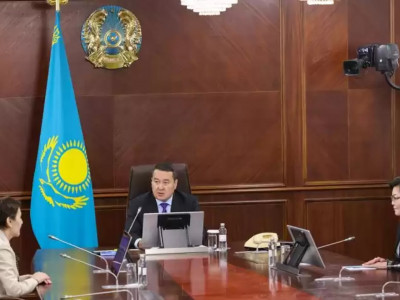 Әлихан Смайылов жаңа министрлерді ұжымға таныстырды