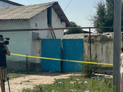 Түркістандағы 5 жасар қыздың өлімі: әкесі педофилдің үйін бұзуды талап етті