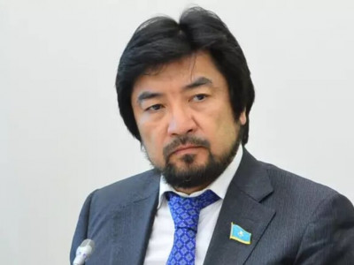 Экс-депутат Бекболат Тілеухан қазір немен айналысып жүр?