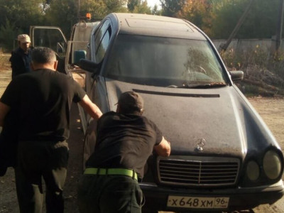 Ақтөбе тұрғыны эвакуатордың көмегімен көлікті ұрлап кеткен