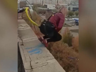 Қарағандыда қонақүйдің төбесінен секірген әйелге қатысты тың ақпарат шықты