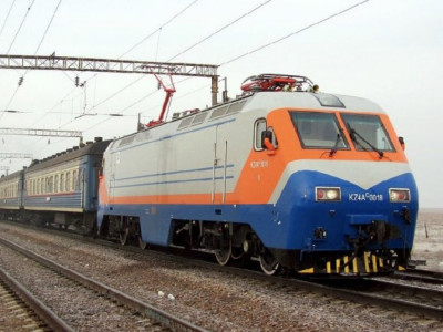 Шымкентте вагон үстіне шыққан 15 жастағы баланы тоқ соқты