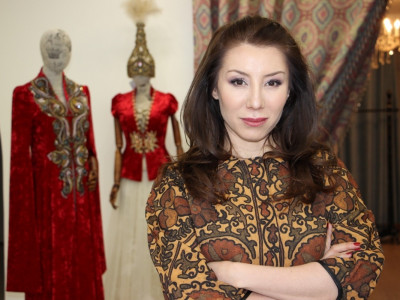Дизайнер Аида Қауменова бойында қандай ұлттың қаны бар екенін айтты