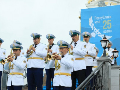 Ақтөбеліктер Республика күнін айрықша атап өтті