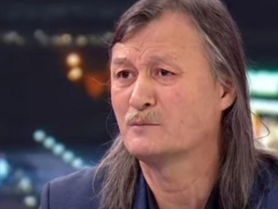 Ұлықпан Жолдасов Ғаділбек Жаңай жайлы қызық оқиғасын бөлісті