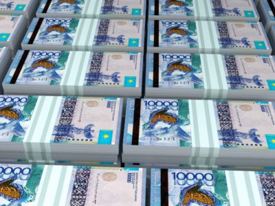 10 мың теңгелік банкнот айналымға шықты