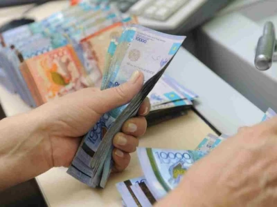 Мемлекеттік қызметкерлердің жалақысы көтеріледі