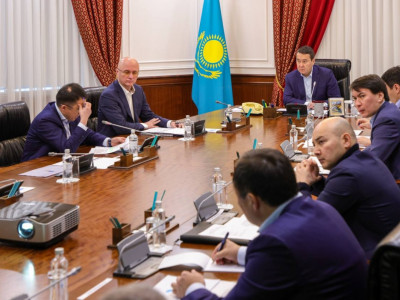 Үкімет: Қазақстанда 1300 шақырымнан астам темір жол салынады