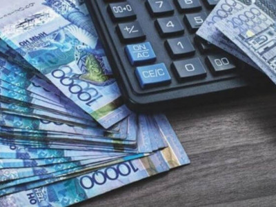 Қазақстандықтар банктерге 18,7 трлн теңге қарыз
