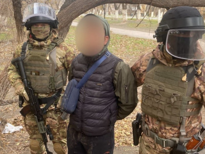 Алматы облысының полиция қызметкерлері іздеуде жүрген қауіпті күдіктіні ұстады
