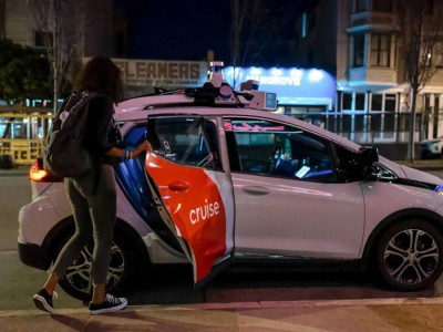 «Жүргізушісіз такси» дәуірі басталмай жатып аяқталуы мүмкін
