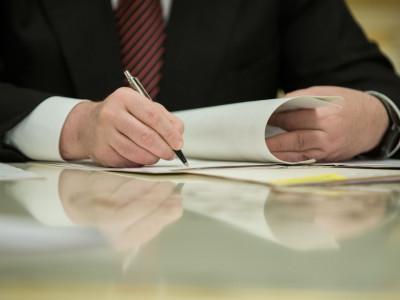 Президент экономикаға инвестиция тарту жөніндегі жұмыстың тиімділігін арттыратын Жарлыққа қол қойды