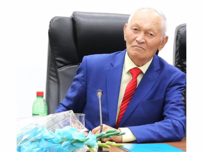Cан қырлы қалам иесі