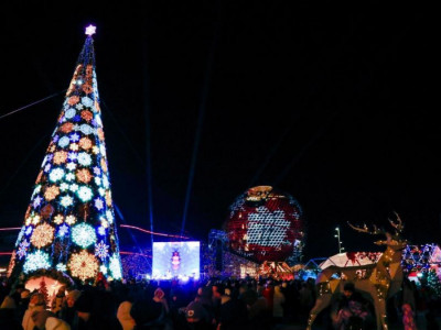 Бүгін Астанада еліміздің бар шыршасы жағылды