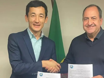 Фазылбек Әбсаттарұлы: Қазақстан балаларына Еуропа футболының есігін ашсақ дейміз