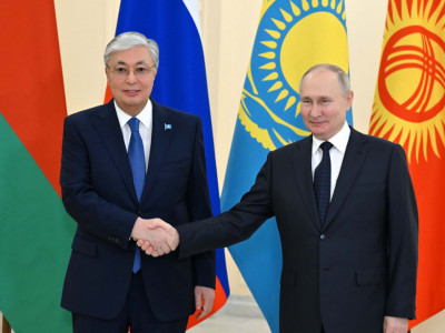 Қасым-Жомарт Тоқаев Б.Ельцин атындағы президенттік кітапханаға барды