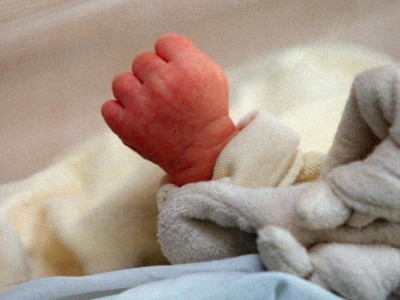 Шымкентте жаңа туған сәбиін тастап кеткен әйелді іздестіріп жатыр