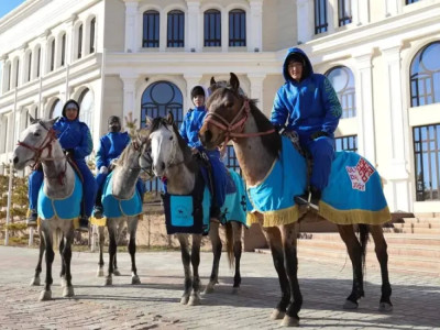 Ақтауда Адай жылқысының мәртебесін растайтын куәлік берілді